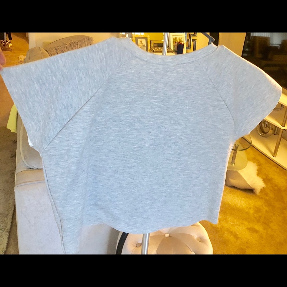 Crop Top - Picture 2 of 3